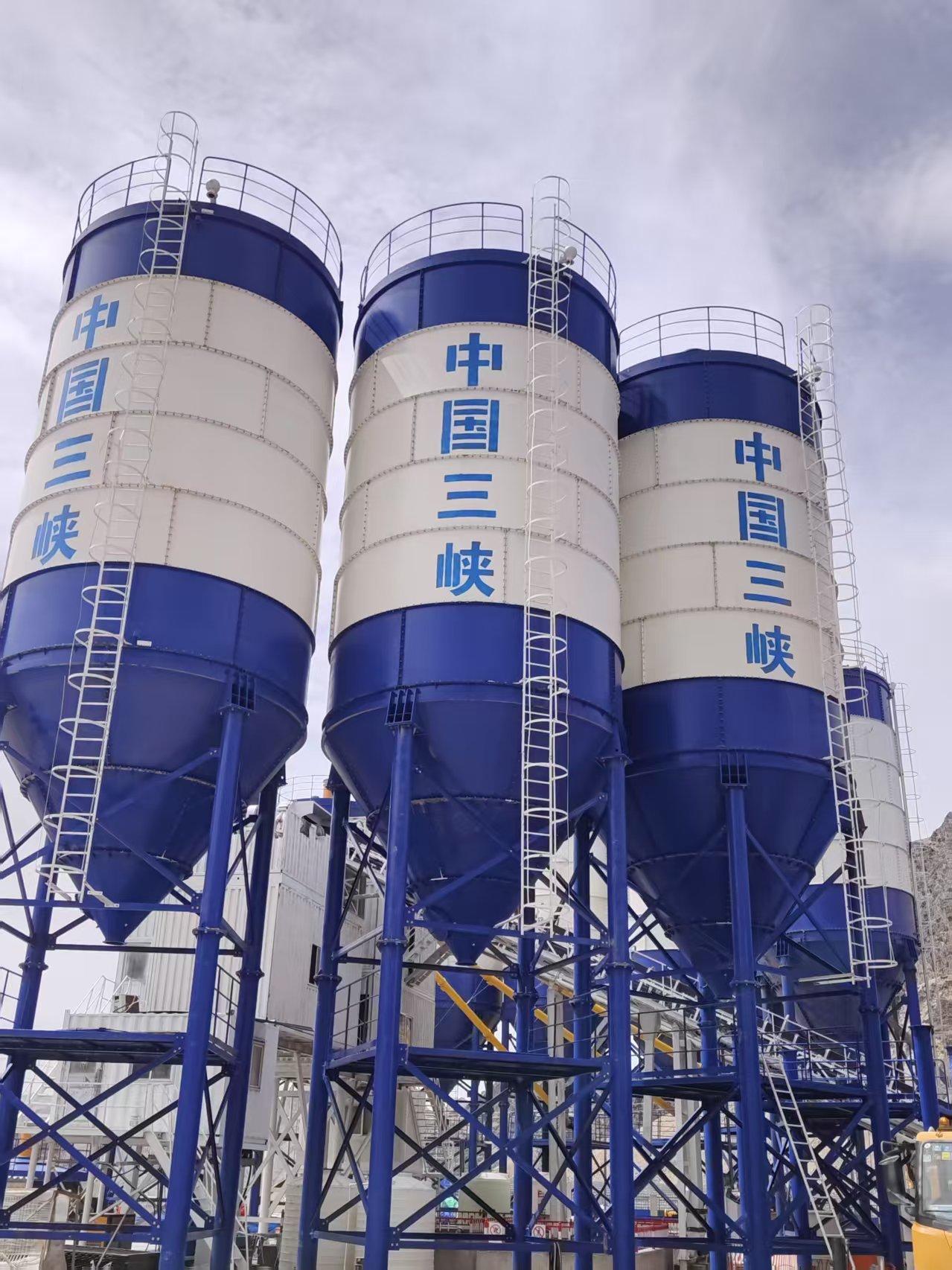Bolted cement silo for overseas batching plant